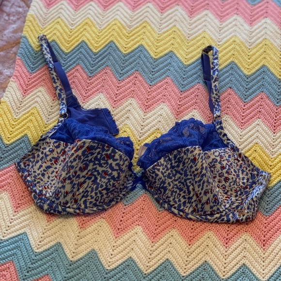 Savage X Fenty Blue Leopard Print Bra - Picture 3 of 7